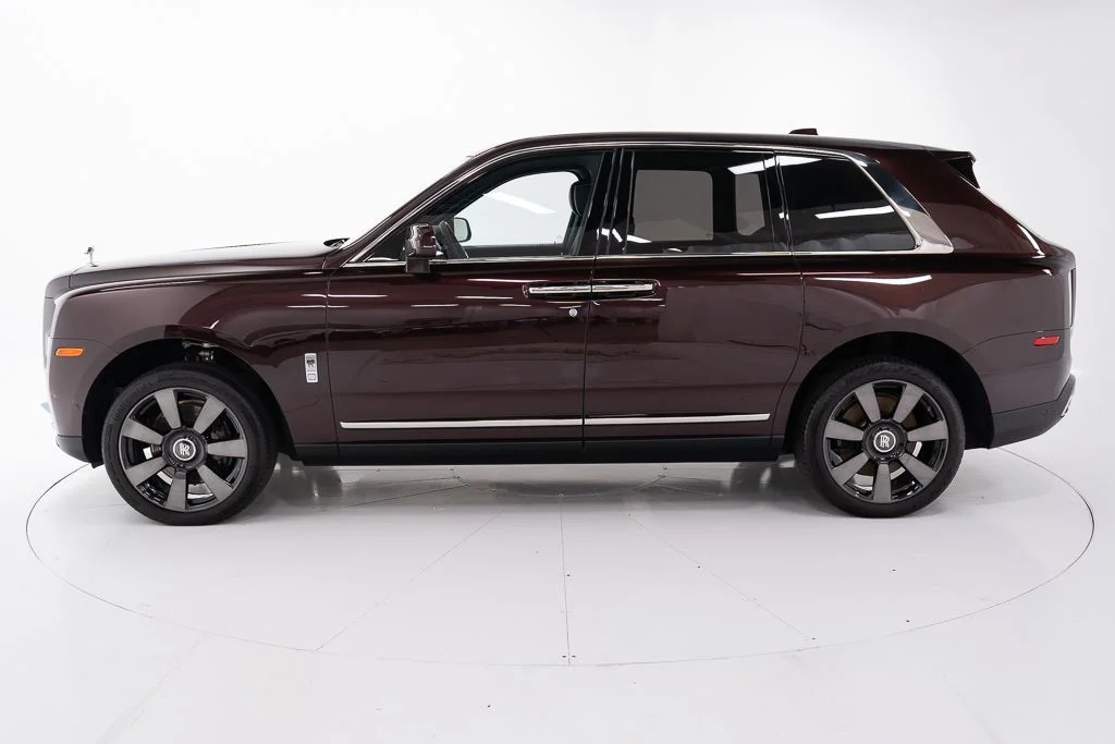 Certified Used 2023 Bohemian Red Rolls-Royce  image 2