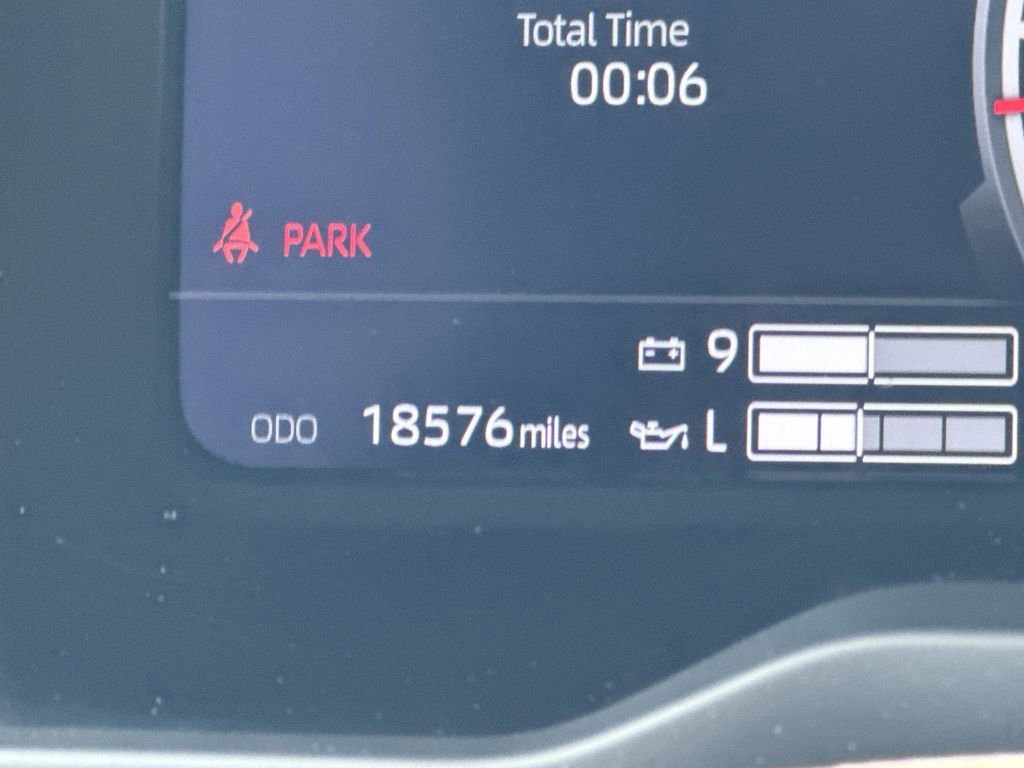 2025 Toyota Tundra Limited - Photo 12