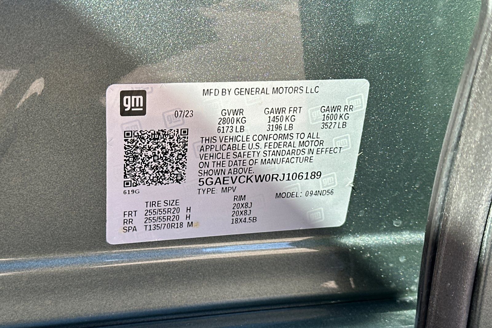 Used 2024 Green Buick Avenir image 30