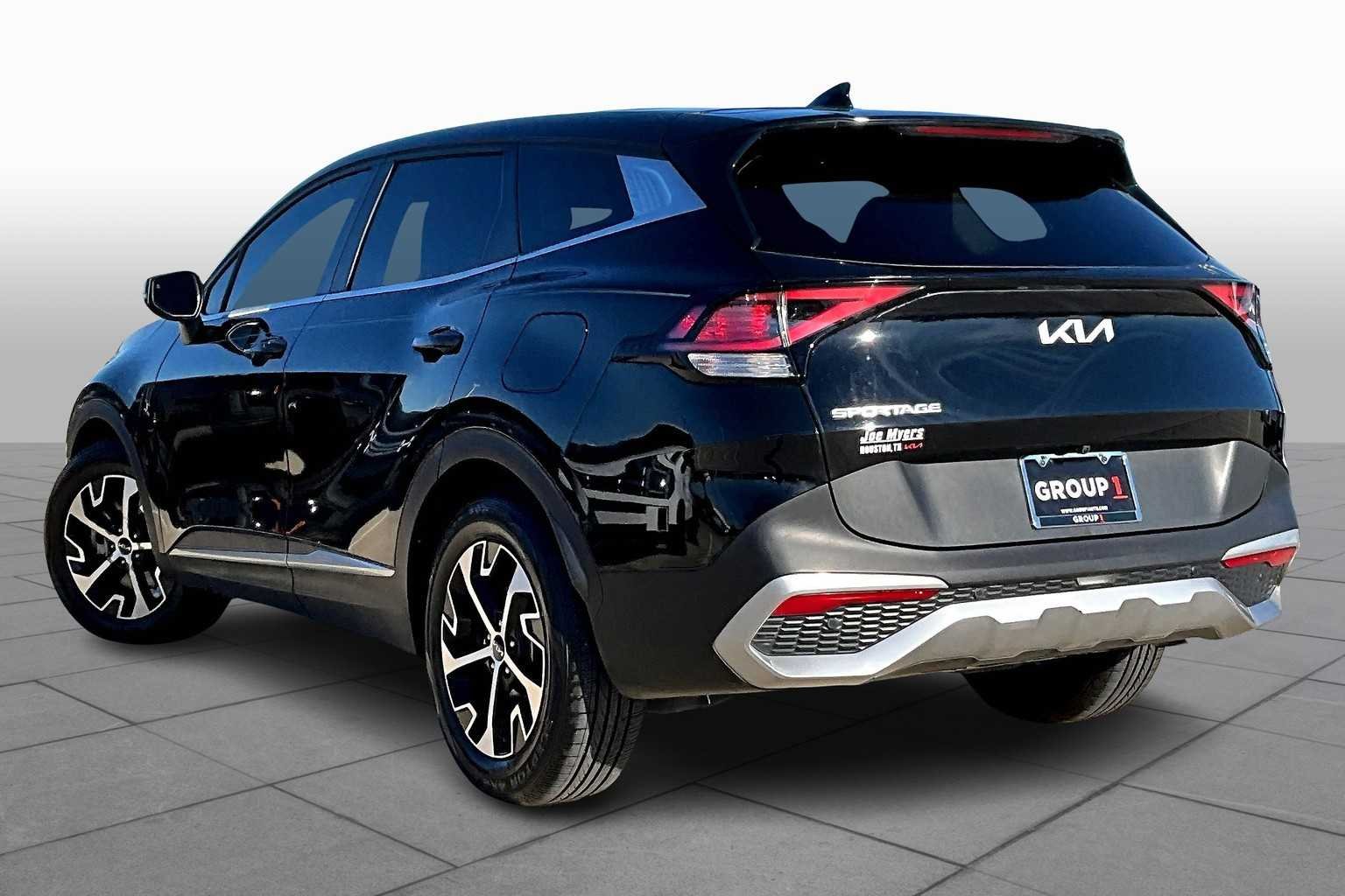 Used 2023 Ebony Black Kia EX image 19