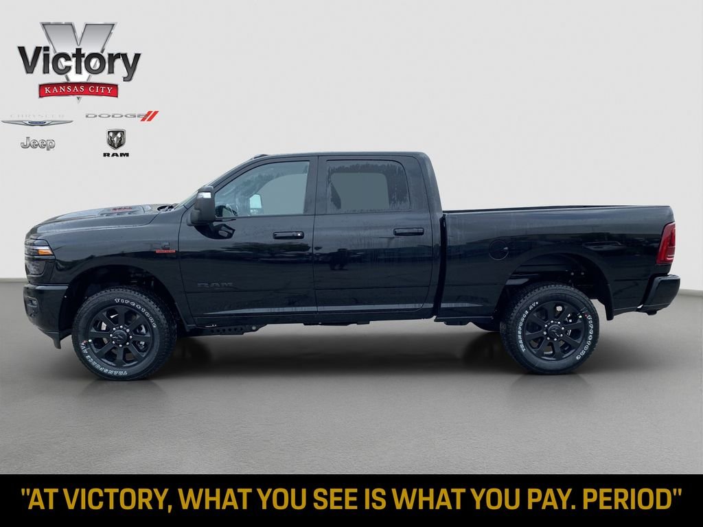 New 2026 Diamond Black Crystal Pearl-Coat Exterior Paint RAM Laramie image 4