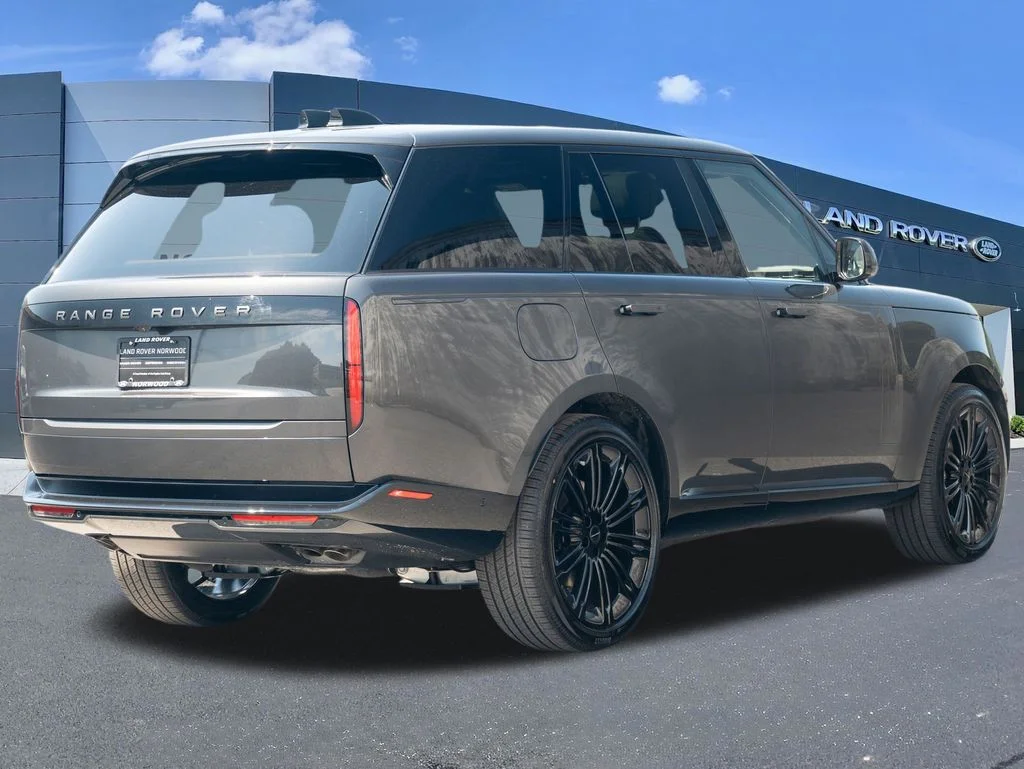 New 2026 Gray Land Rover SE image 4
