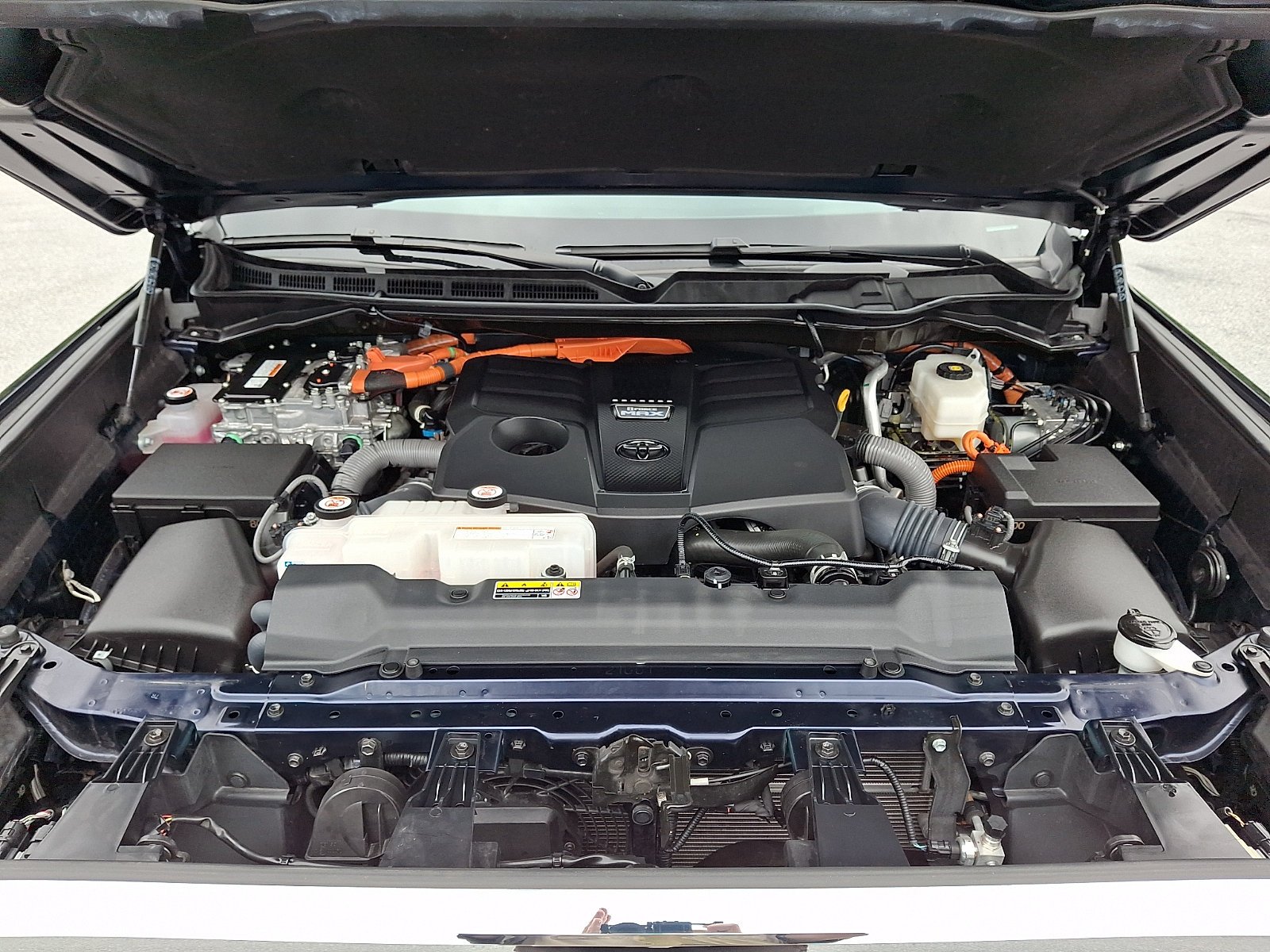Certified Used 2024 BLUEPRINT Toyota 1794 Edition Hybrid image 28
