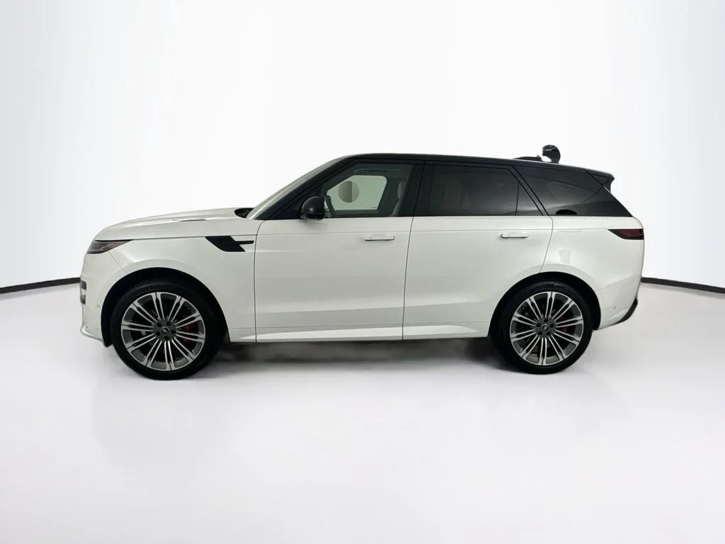 Certified Used 2024 White Land Rover Dynamic SE image 8