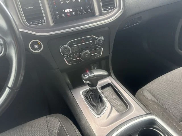Used 2022 White Dodge SXT image 14