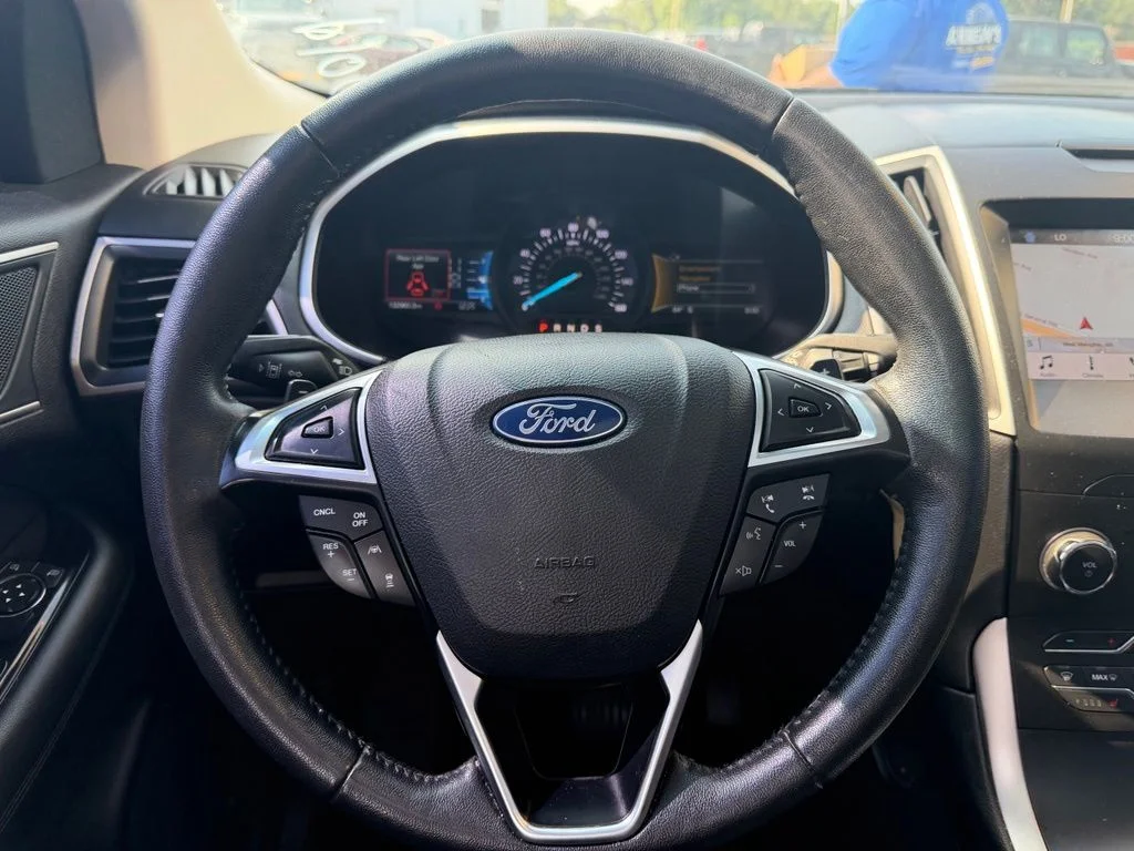 Used 2019 Agate Black Metallic Ford SEL image 20