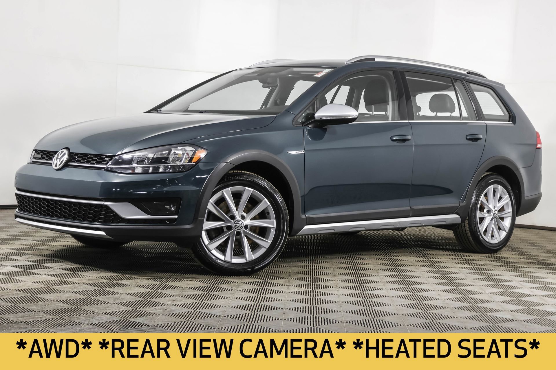 Used 2019 Volkswagen Golf Alltrack Alltrack S with VIN 3VWH17AU2KM523818 for sale in Elk Grove Village, IL