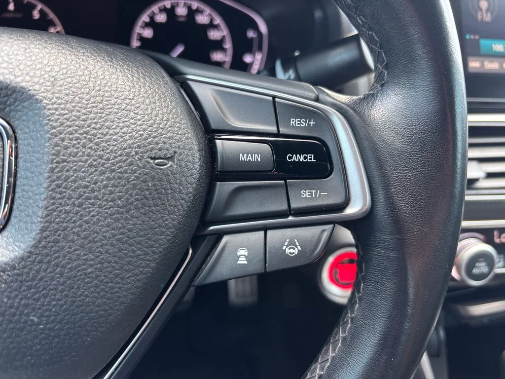 Used 2019  Honda Sport image 30
