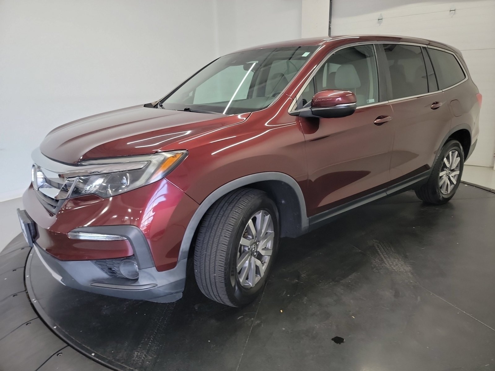 Used 2019 Deep Scarlet Pearl Honda EX image 3