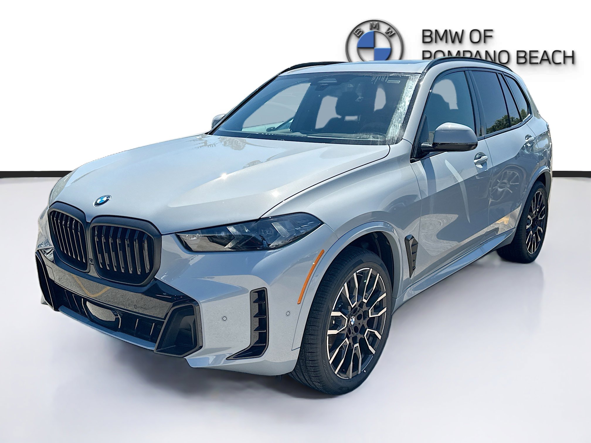 New 2026 Brooklyn Grey Metallic BMW sDrive40i image 3