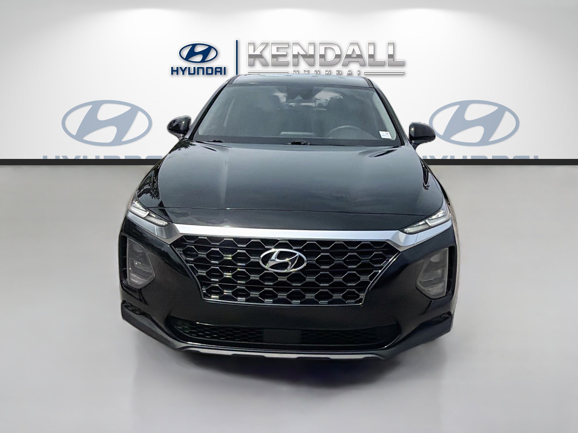 Used 2020 Twilight Black Hyundai SE image 2