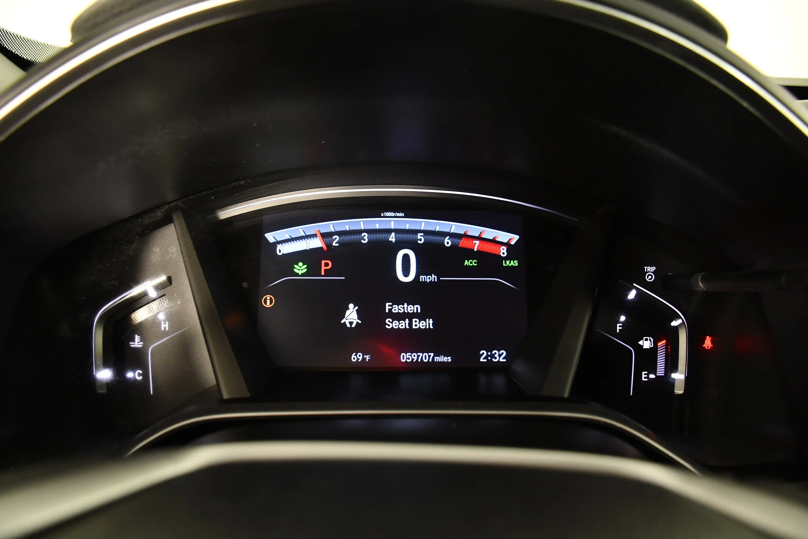 Used 2019 Lunar Silver Metallic Honda Touring image 18