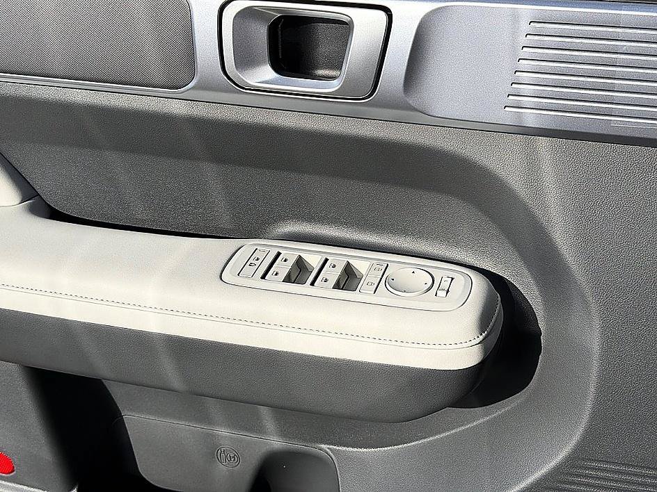New 2027 Serenity White Hyundai SEL FWD image 15