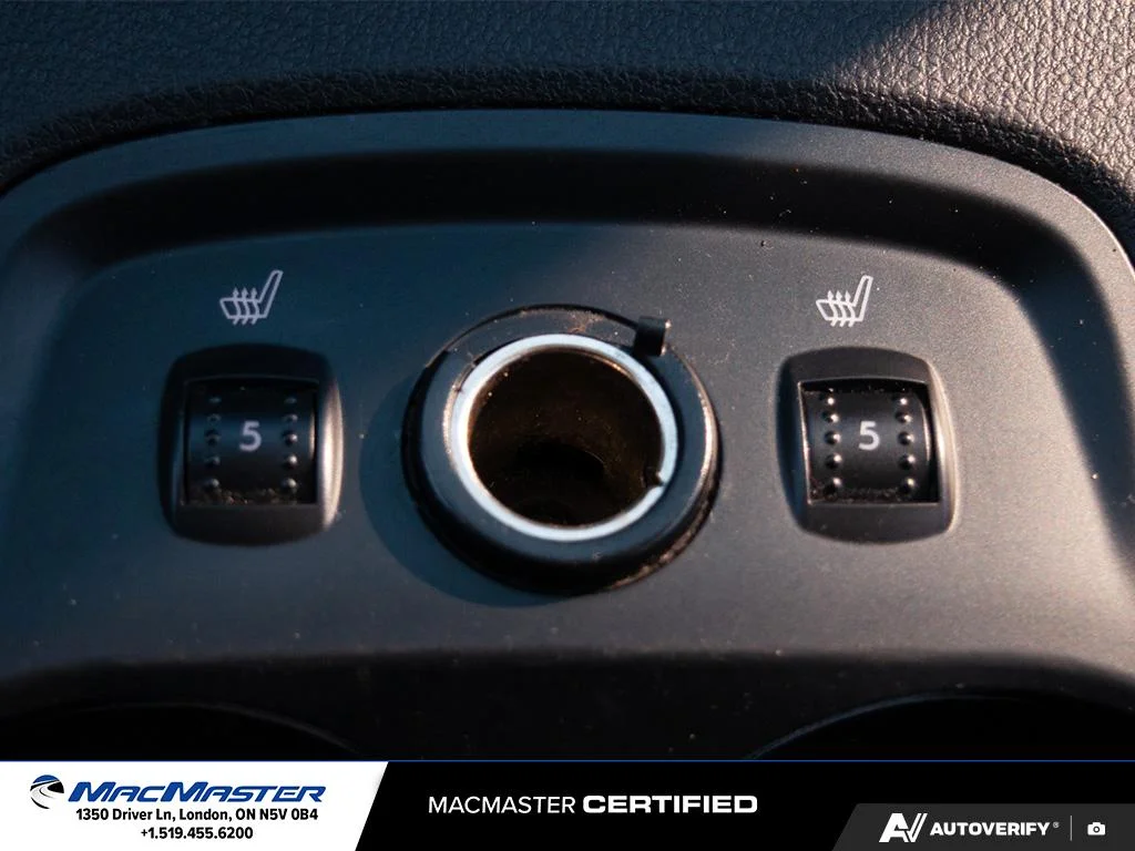 Used 2013  Ford SE image 30
