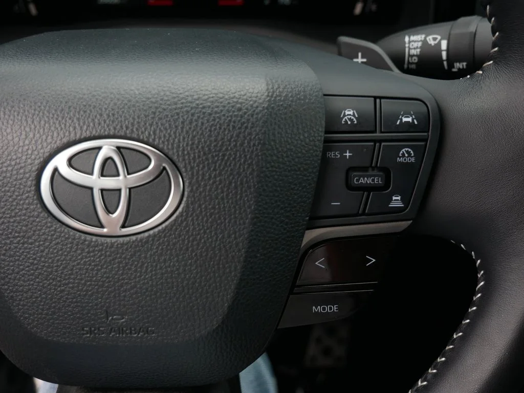 Used 2025 White Toyota SE image 27