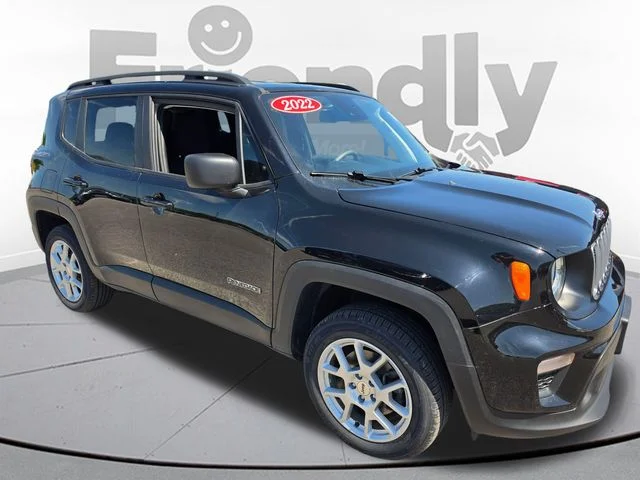 Used 2022 Black Jeep Latitude image 3