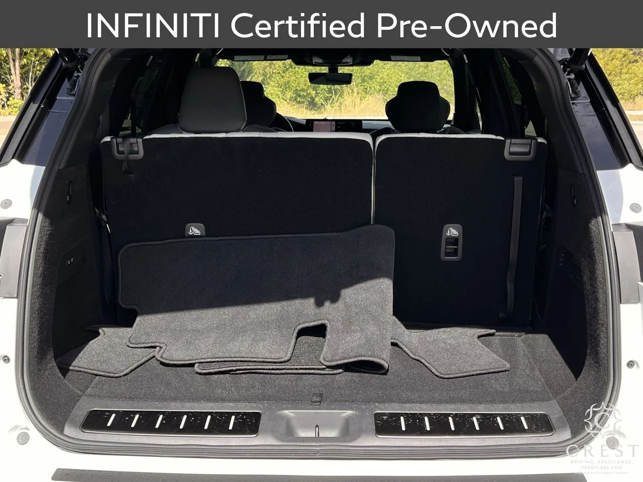 Certified Used 2027 Radiant White Black Obsidian INFINITI AUTOGRAPH image 32