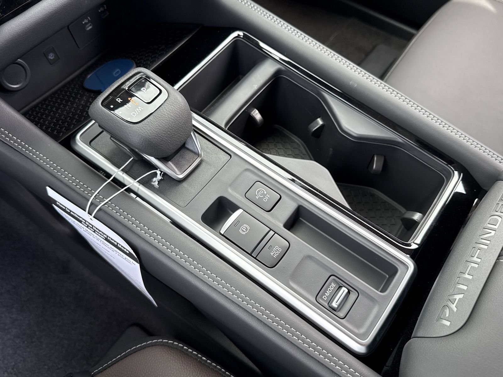 New 2026 White Nissan Platinum image 9