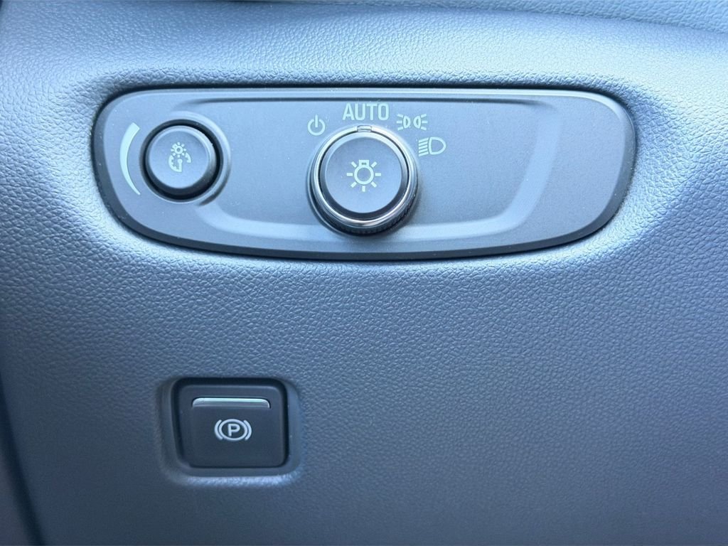 Used 2019 White Chevrolet Base image 25