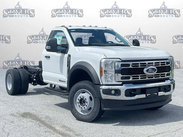 2025 Ford F-600SD
