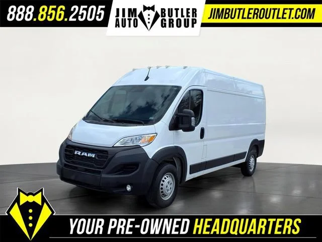 Used 2024  Ram Tradesman image 1