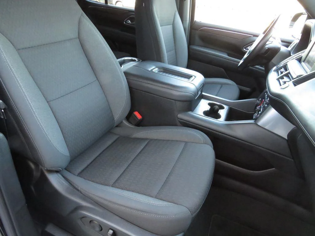 Used 2023 Black Chevrolet LS image 24
