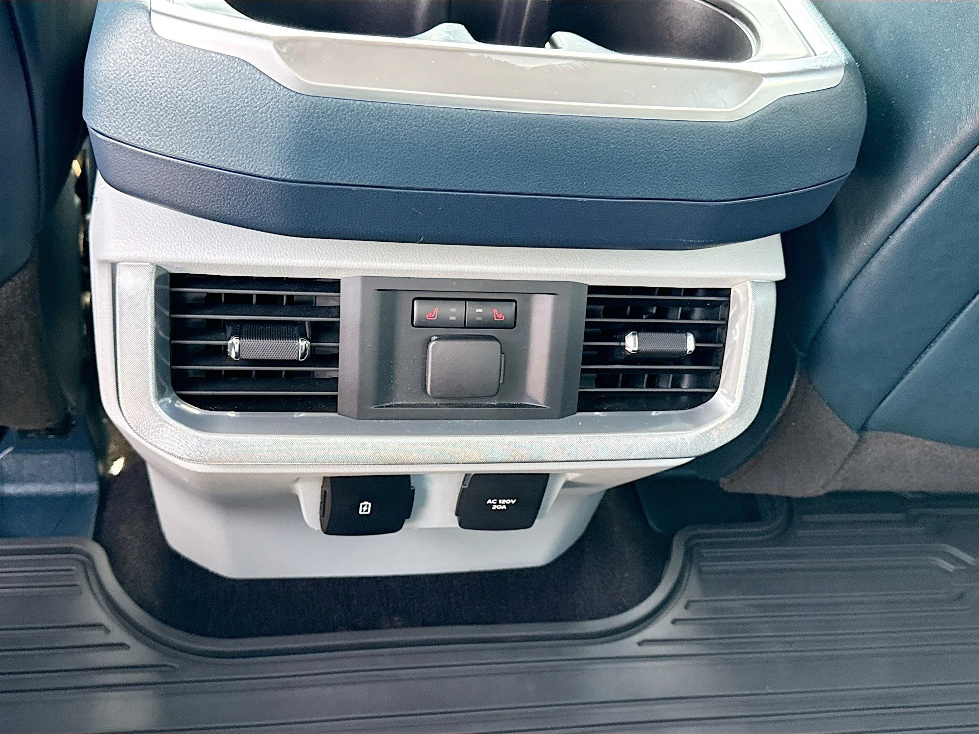 Used 2022 Blue Metallic Ford Limited image 18