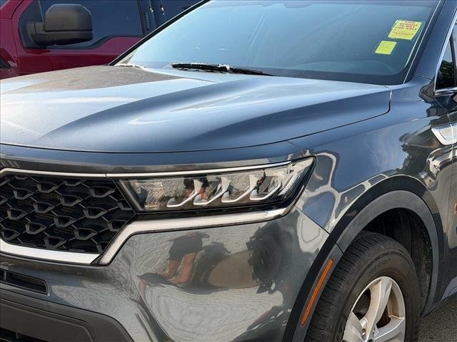 Used 2022 Gravity Gray Kia LX image 2