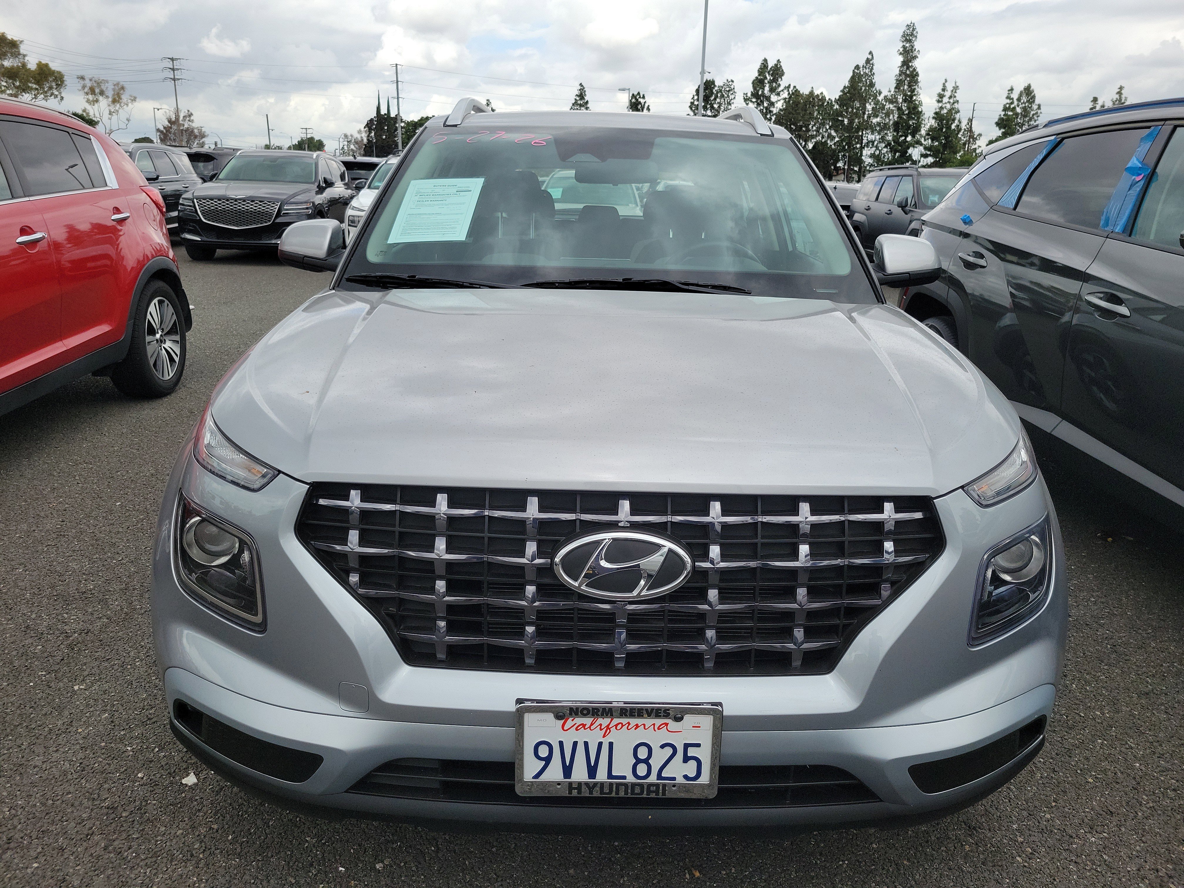 2025 Hyundai Venue SEL IVT's photo