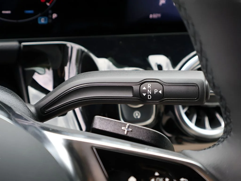 New 2026 Mountain Gray Metallic Mercedes-Benz GLA 250 image 33
