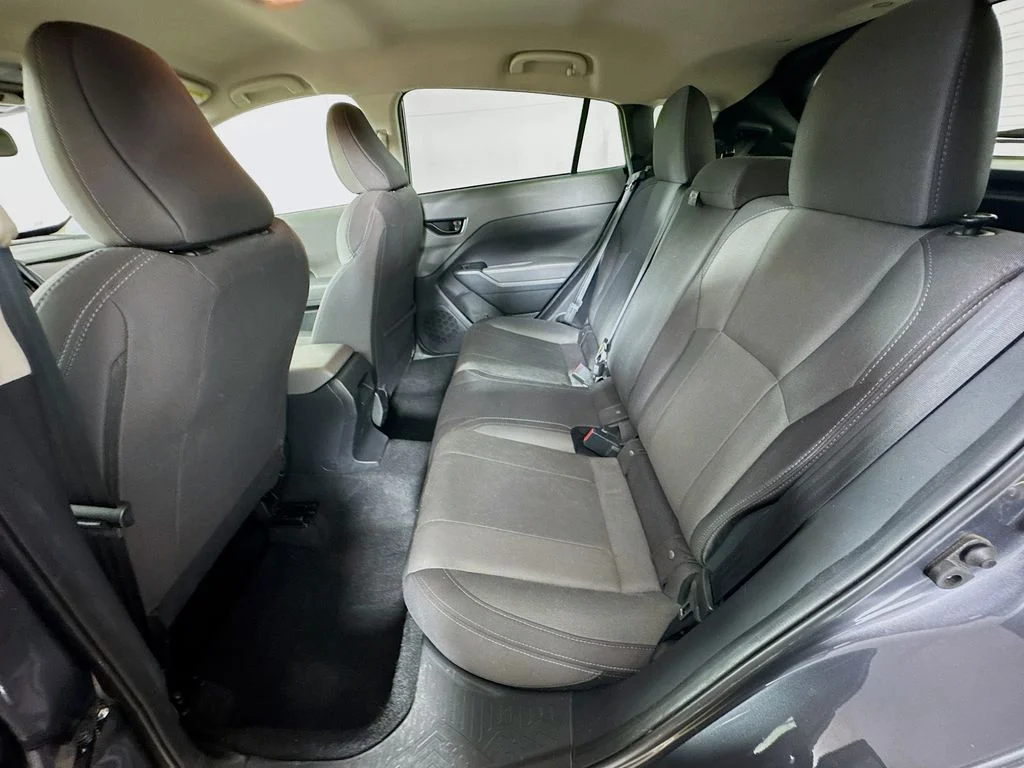 Used 2024 Gray Subaru Base image 27