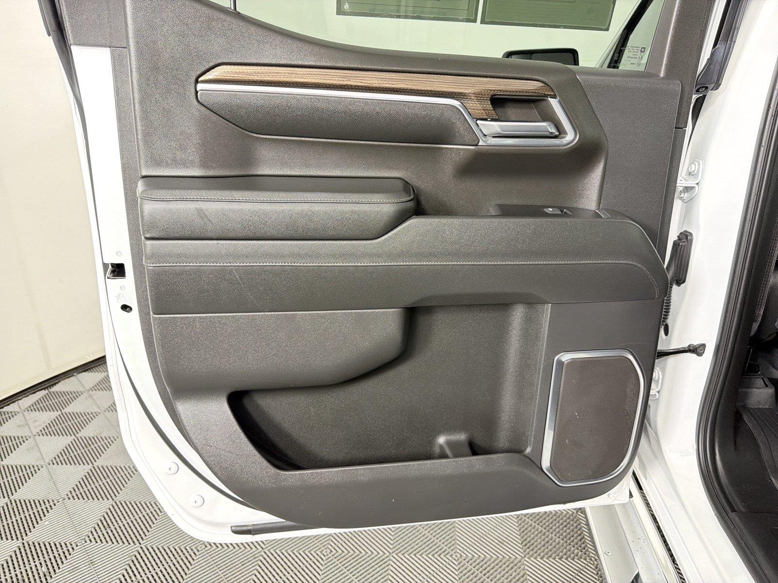 2024 Chevrolet Silverado 1500 RST - Photo 20