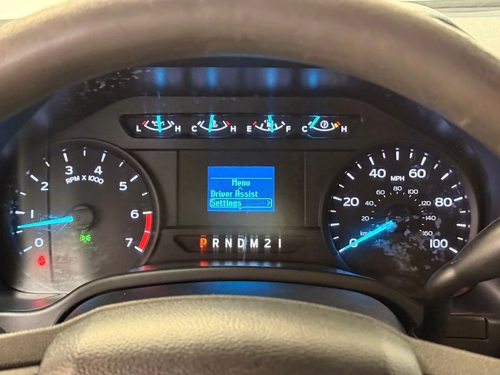 Used 2018 White Ford XL image 19