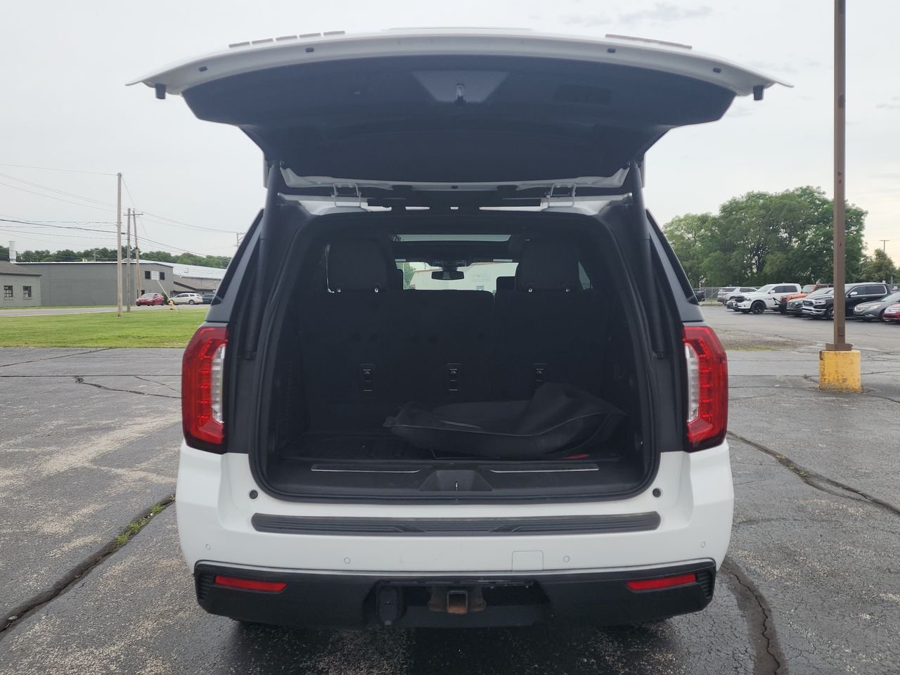 Used 2021 White GMC AT4 image 25