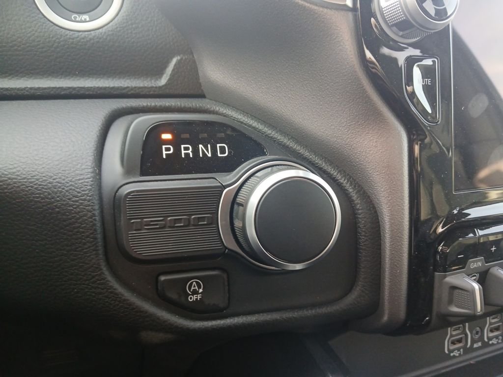 2025 RAM 1500 Big Horn/Lone Star - Photo 24