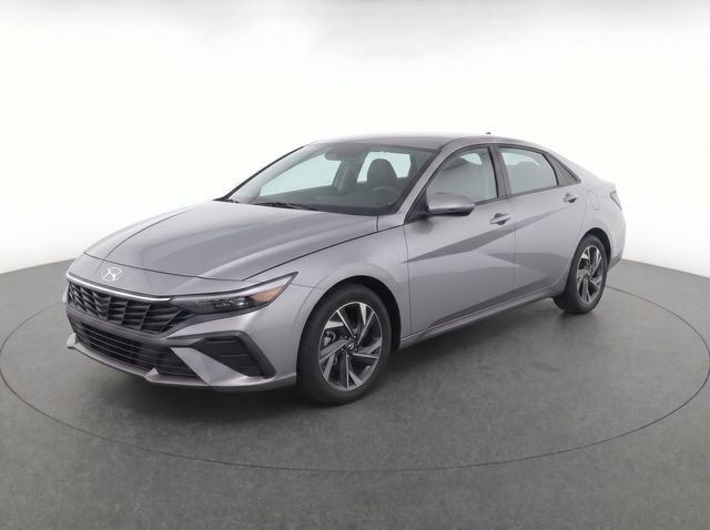 2025 Hyundai Elantra 2.0 SEL Sport IVT's photo