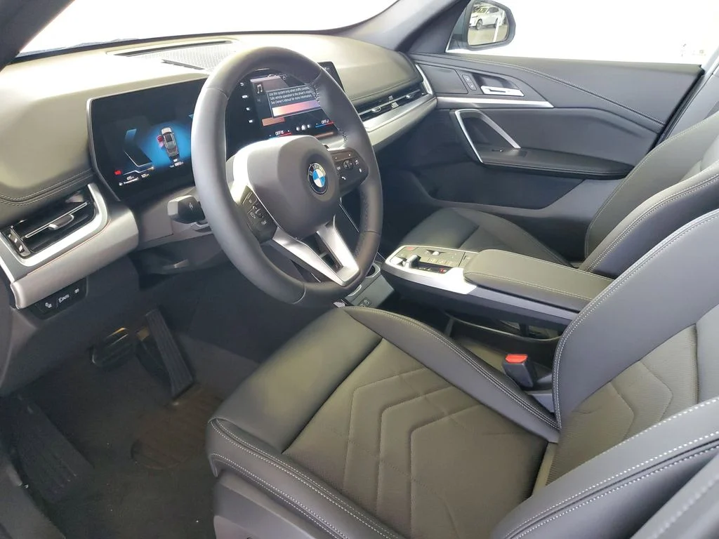 Used 2026 Storm Bay Metallic BMW xDrive28i image 15