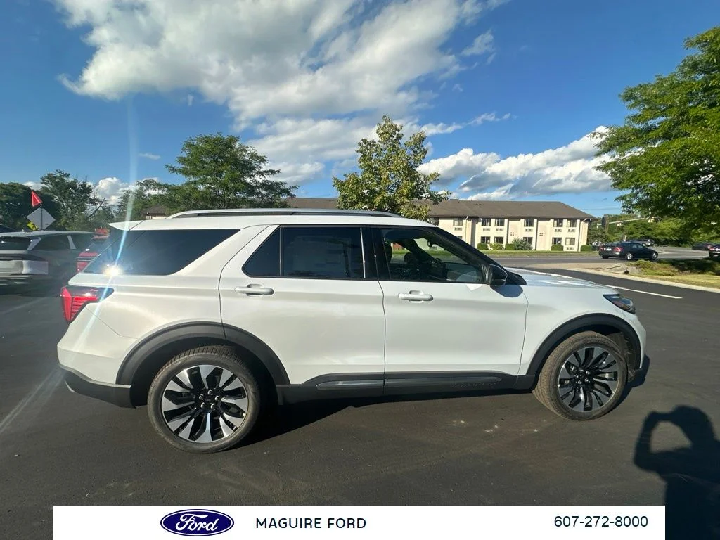 New 2026 Space White Metallic Ford Platinum™ image 3
