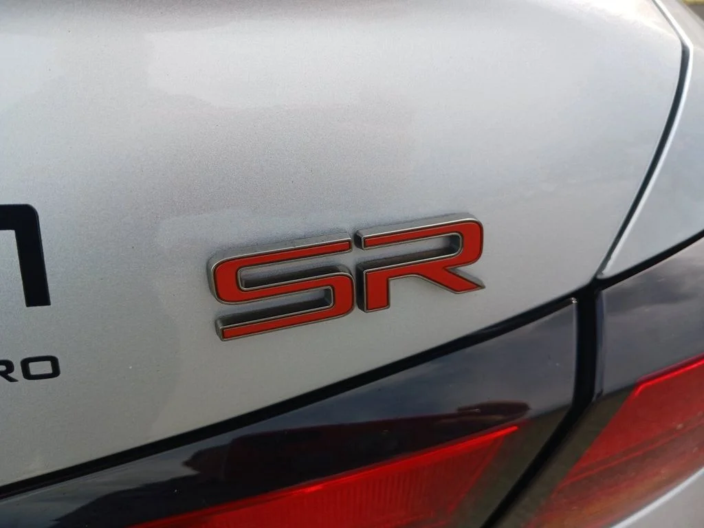 Used 2024 Silver Nissan 2.5 SR image 27