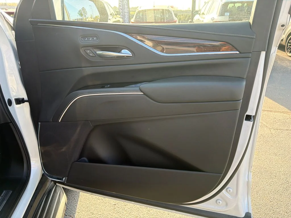 Used 2023 White Cadillac Premium Luxury image 14