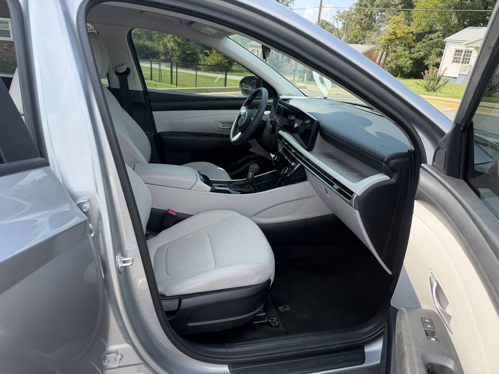 Used 2025 Silver Hyundai SEL image 22