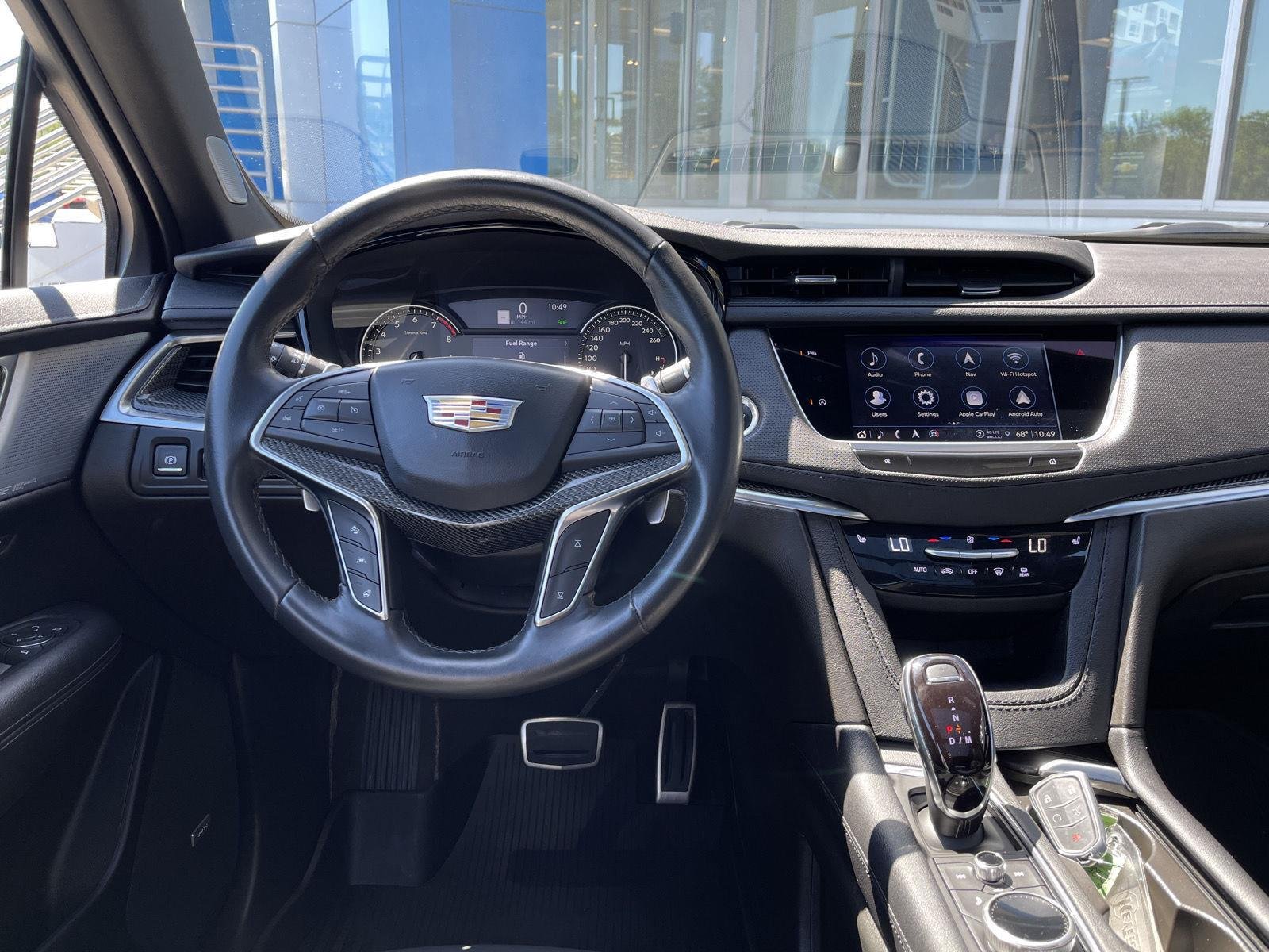 Used 2024 Emerald Lake Metallic Cadillac Sport image 19