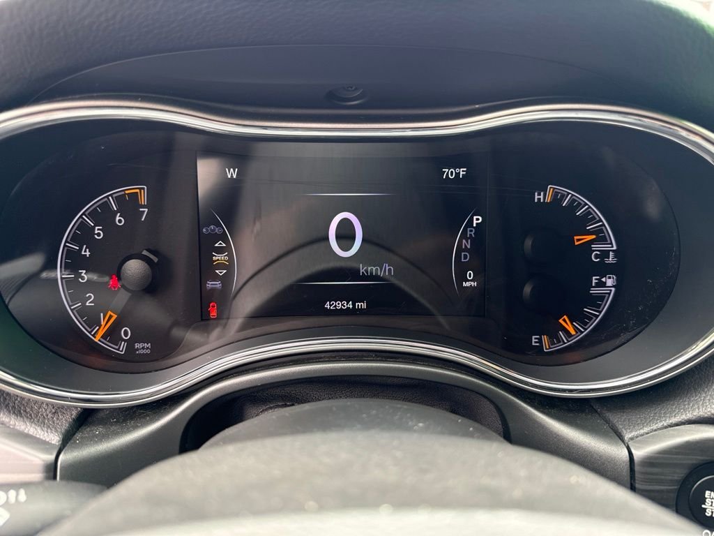 Used 2021 White Jeep Laredo X image 28