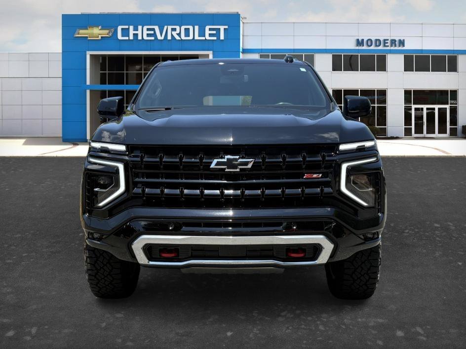 Used 2025 Black Chevrolet Z71 image 7