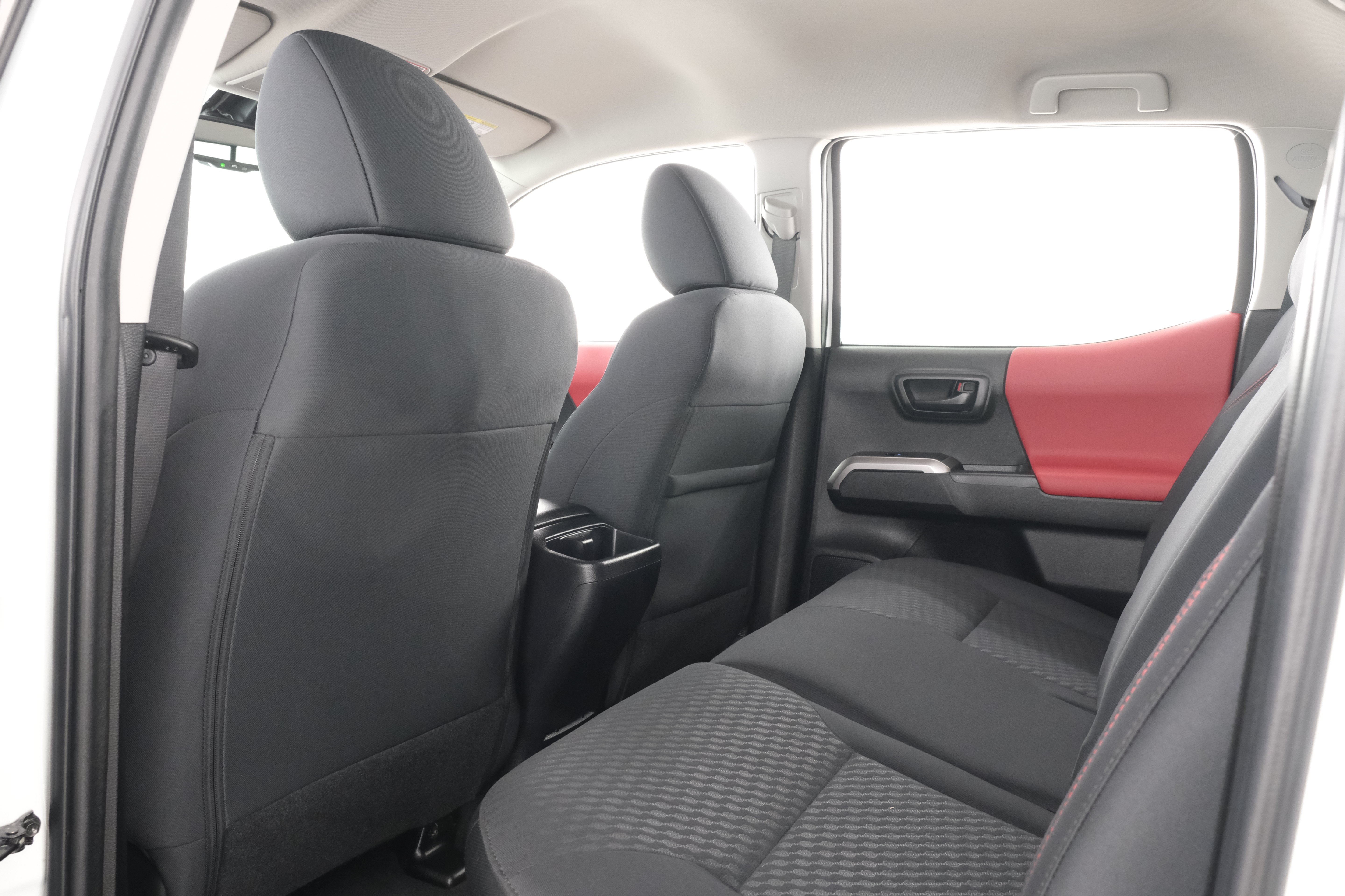 2023 Toyota Tacoma SR5 - Photo 35