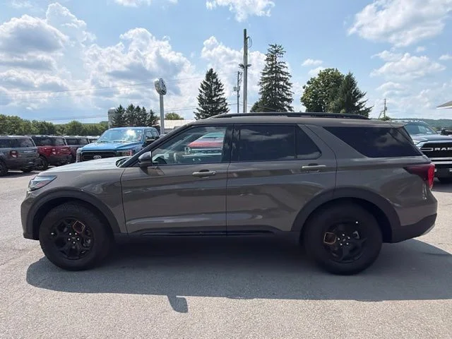 Used 2026 Gray Ford Tremor image 3