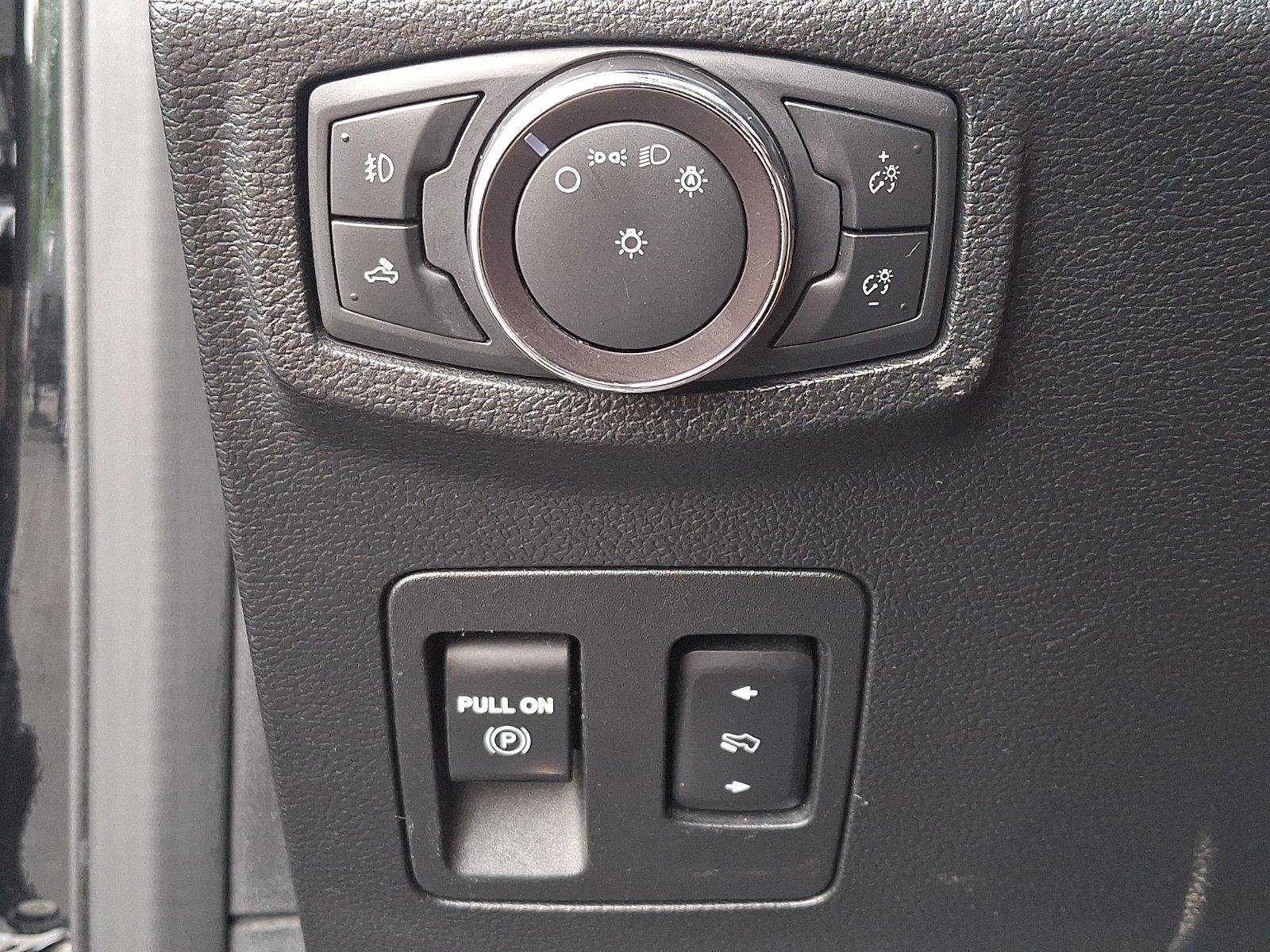 Used 2019  Ford XLT image 25