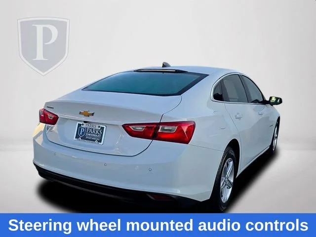 Used 2025 Summit White Chevrolet LS image 9