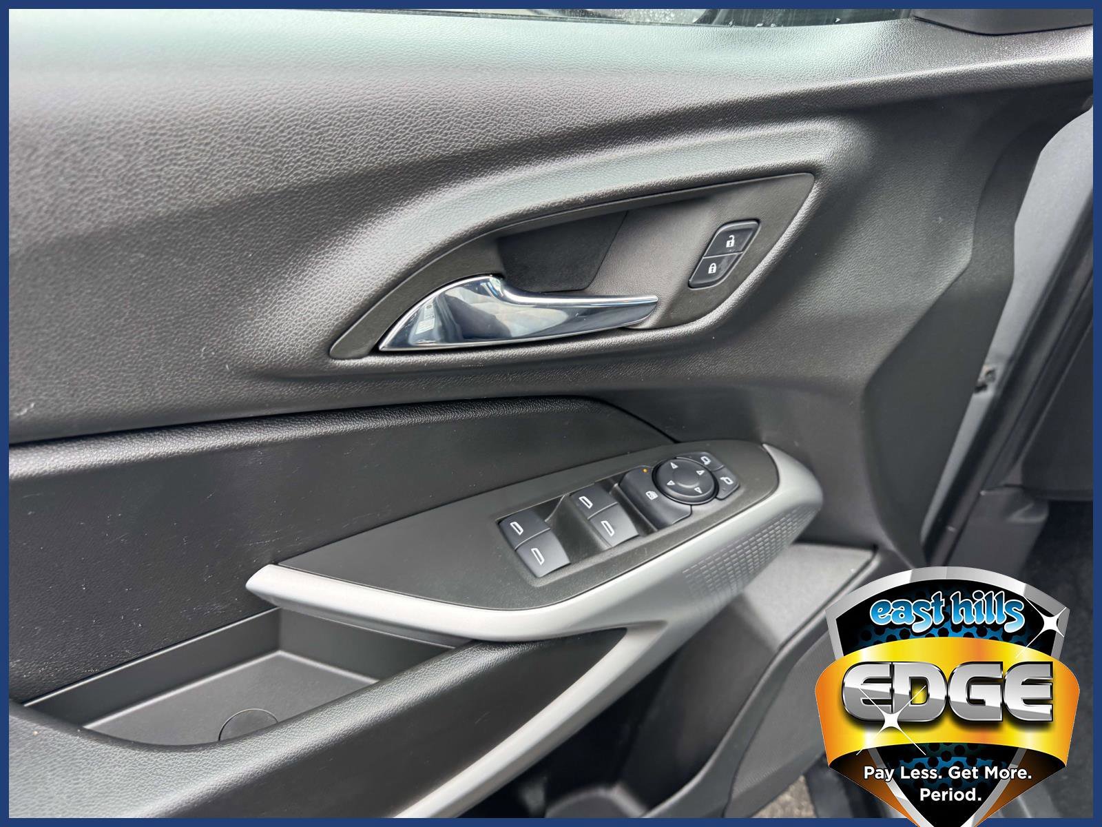 2024 Chevrolet Trax LS - Photo 14