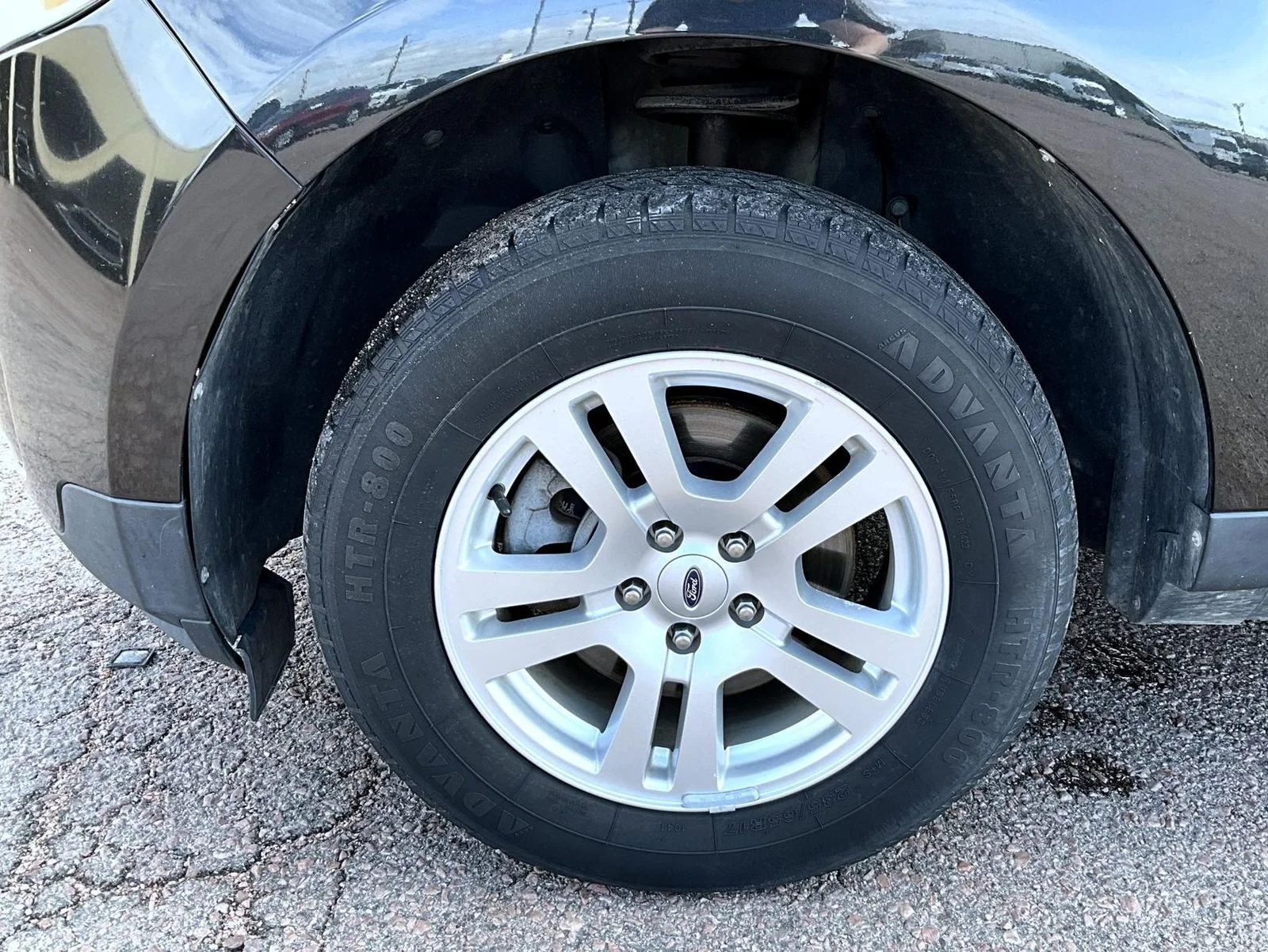Used 2011 Black Ford SE image 22